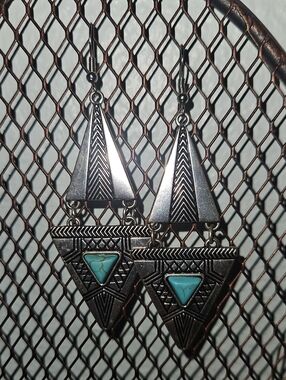 🌴Boho Silver-Tone Triangle Drop Earrings with Turquoise Stone